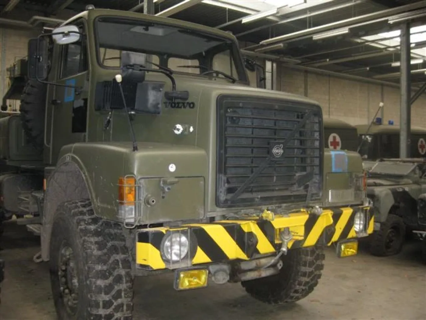 Volvo N10 kraanwagen - 1