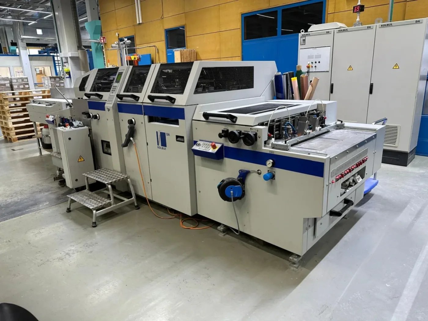 Kolbus DA 270 casemaker - 2
