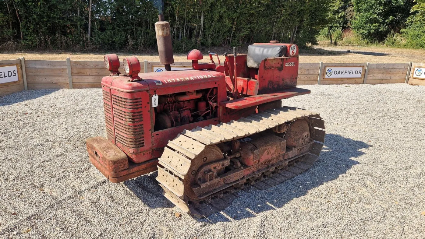 1956 International BTD-6 Crawler - 1