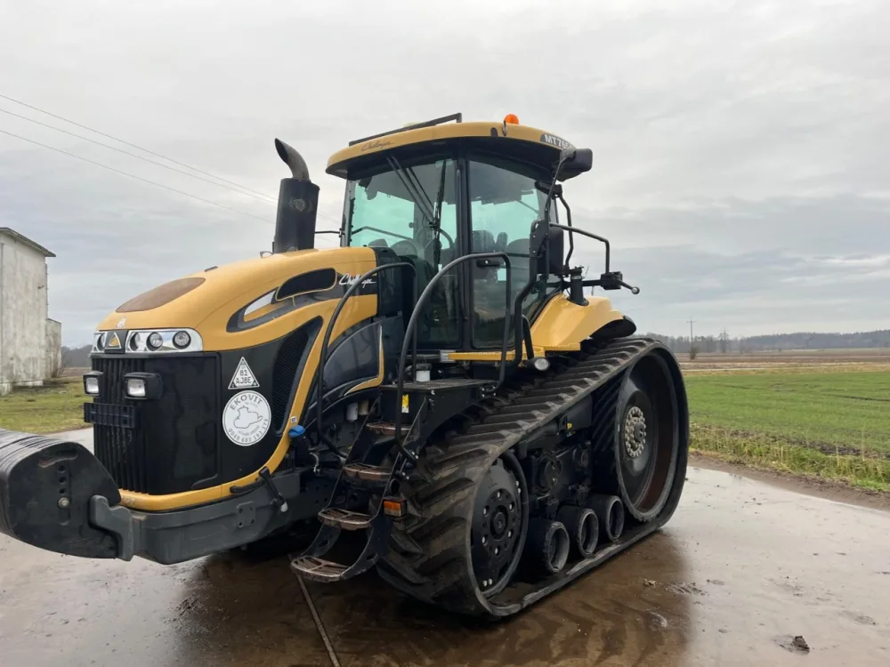 Challenger MT 765D (1435)