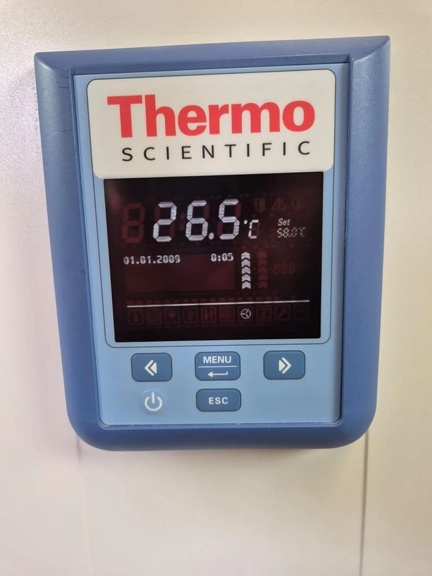 Thermo Scientific Heratherm IMH180 Incubator - 6