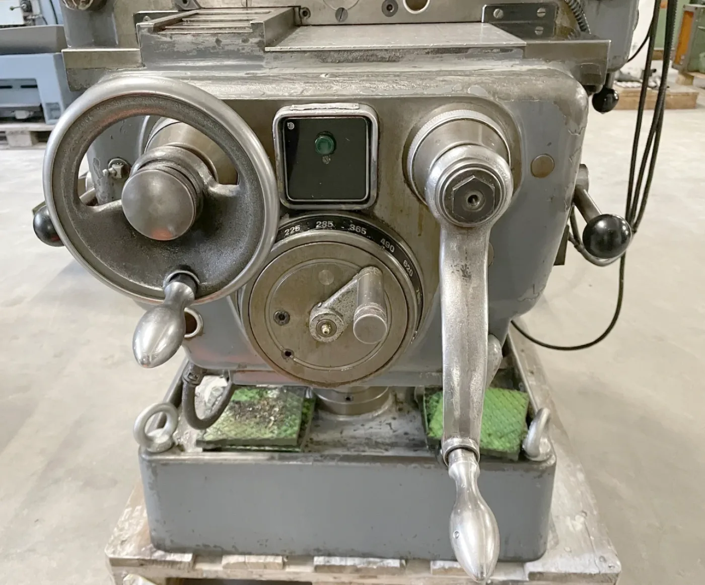 023000 - SCHAUBLIN 53 - 3