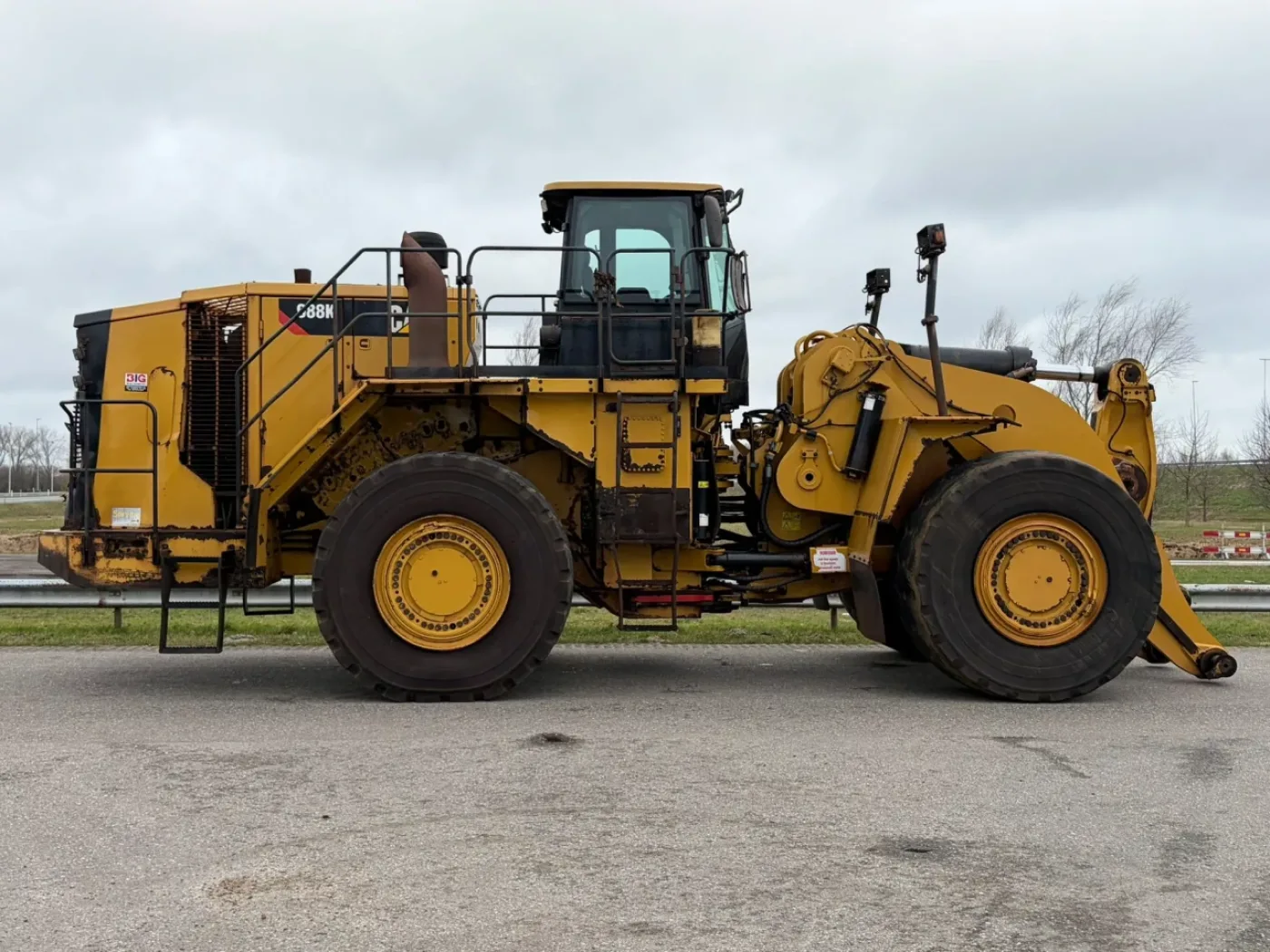 Caterpillar 988K - 6