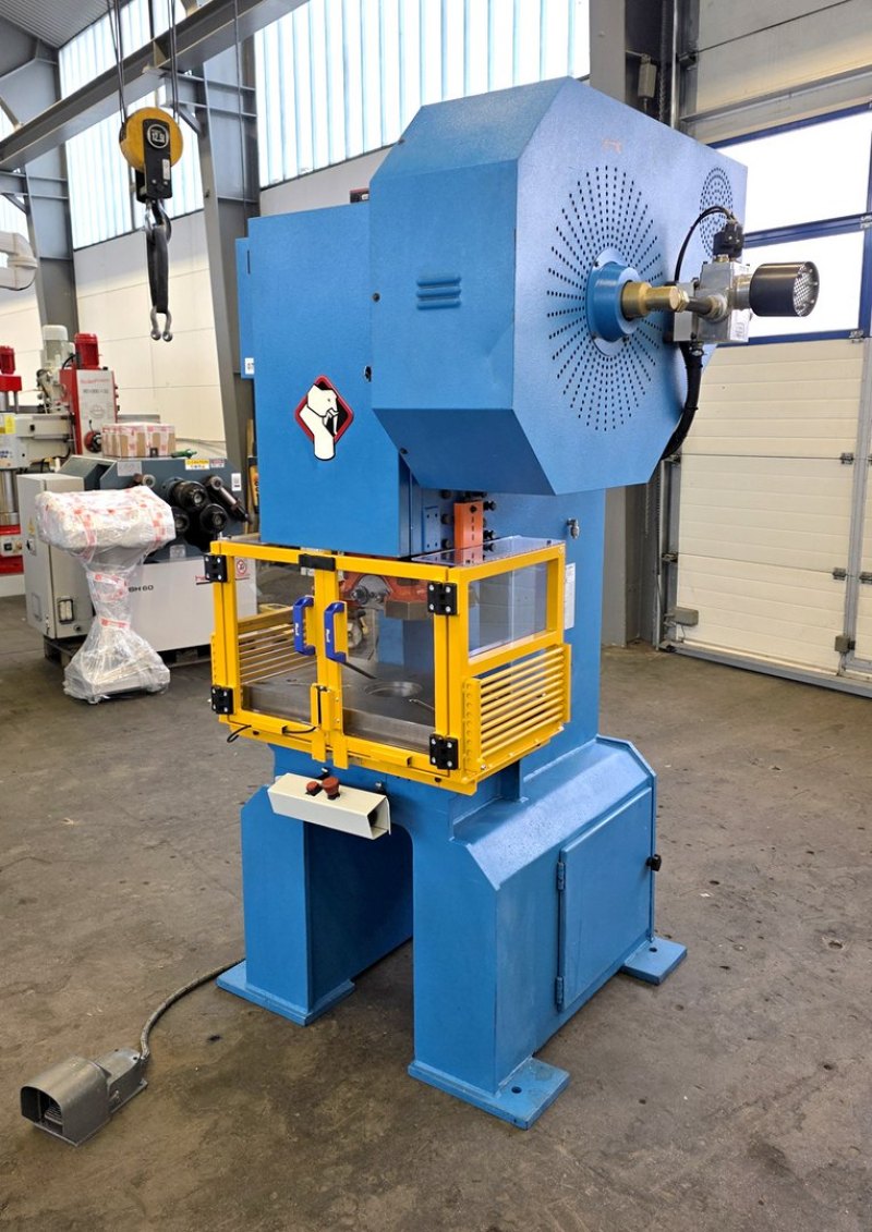C-Ständer Exzenterpresse Sangiacomo T 40 CE