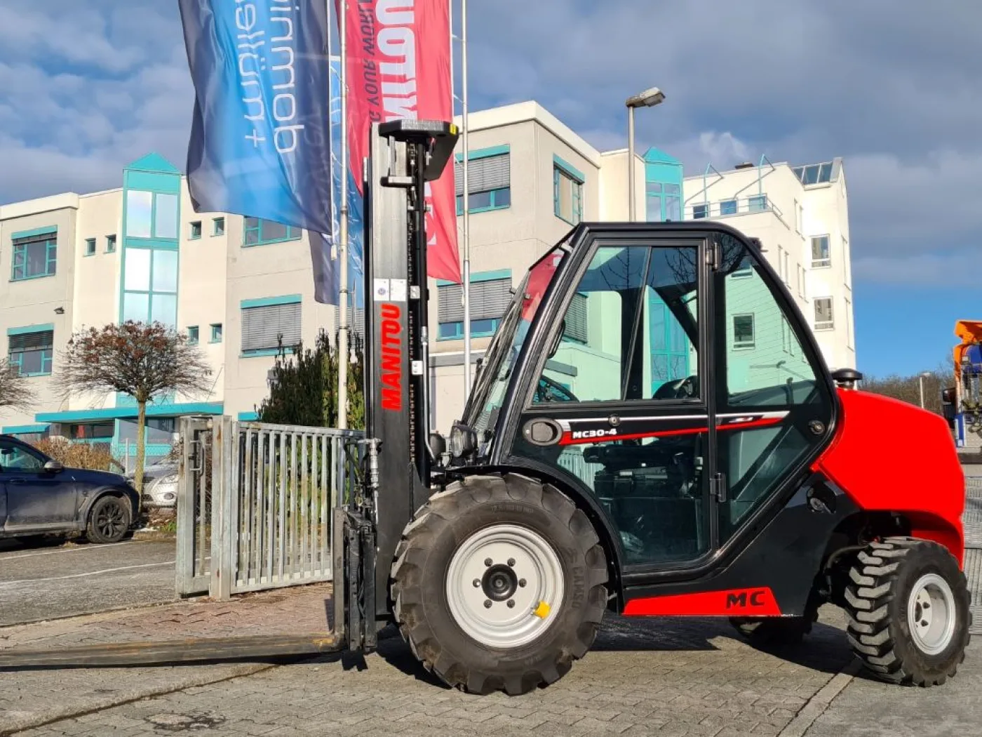 Manitou MC 30-4 ST3A S1 - 3
