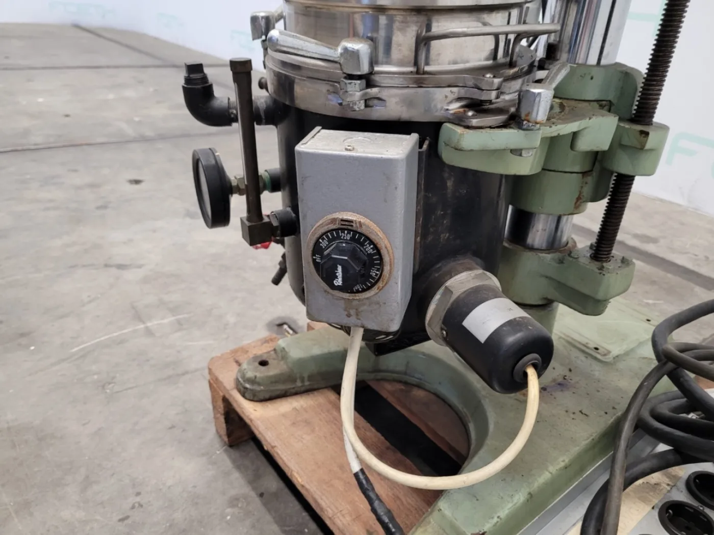 Dalton Japan 5-DMV - Planetary mixer - 6