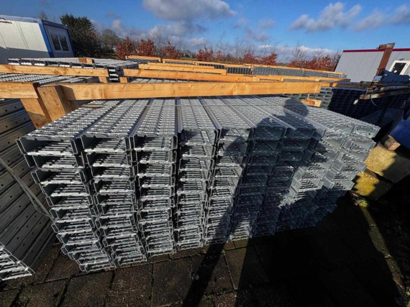 4 tonnes of stacked galvanized steel floor panels