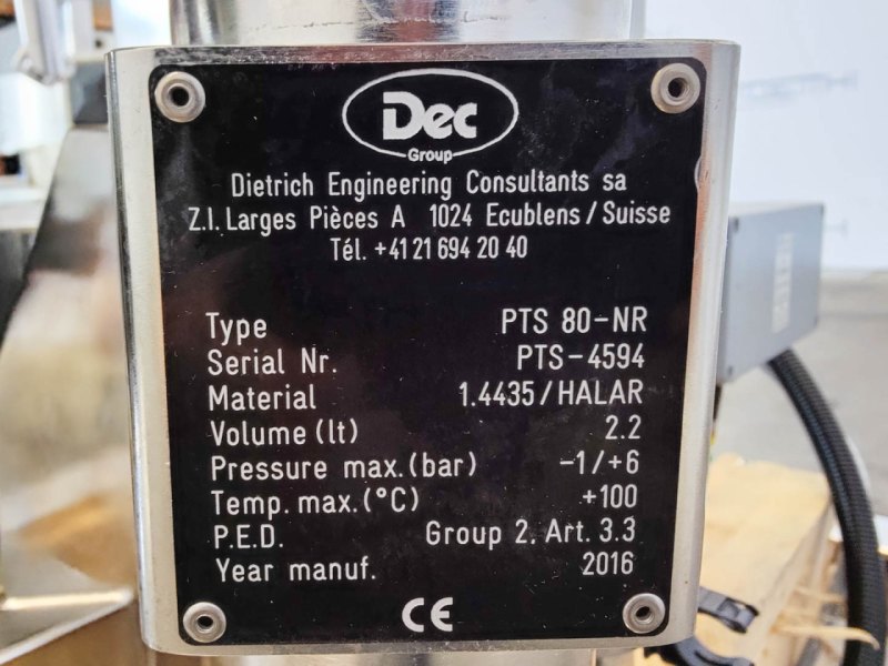 Dietrich Engeneering Consultants DSC"Dec powder transfer system" - Powder filler