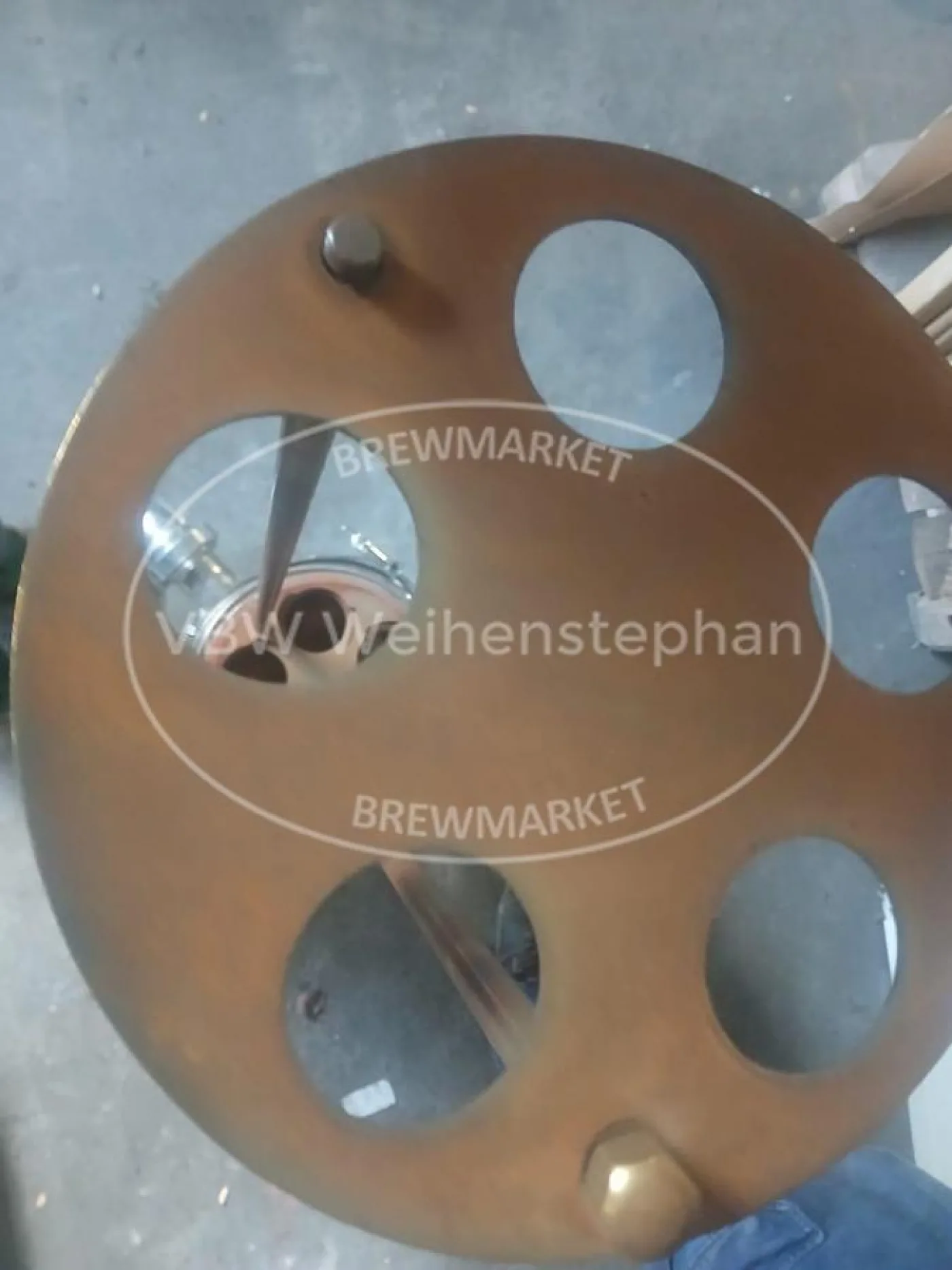 Candle filter housing - 3