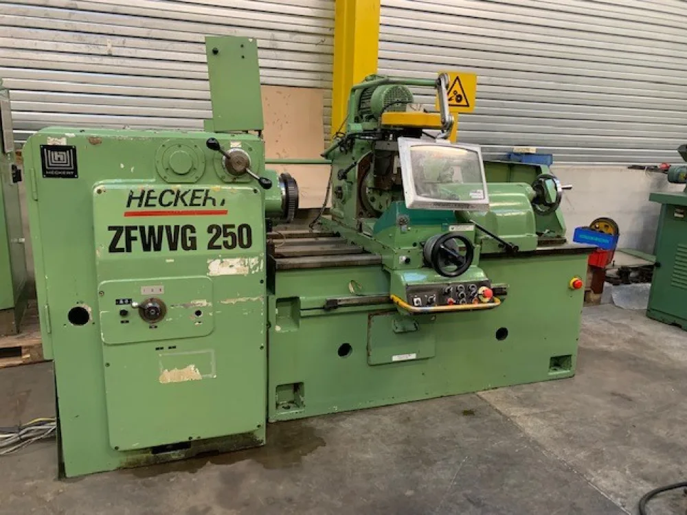 HECKERT ZFWVG 250×800 – Thread Milling Machine