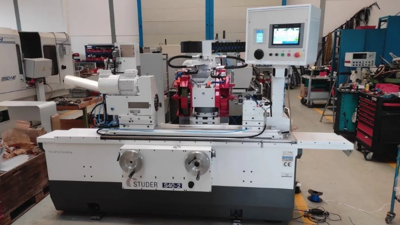 RECTIFIEUSE CYLINDRIQUE STUDER S-40-2 - 1
