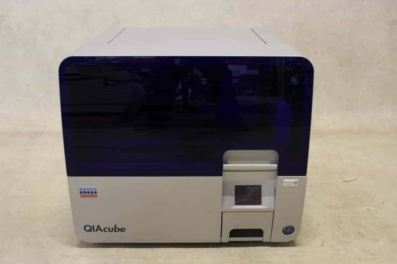 QiaGen QIAcube Systeem