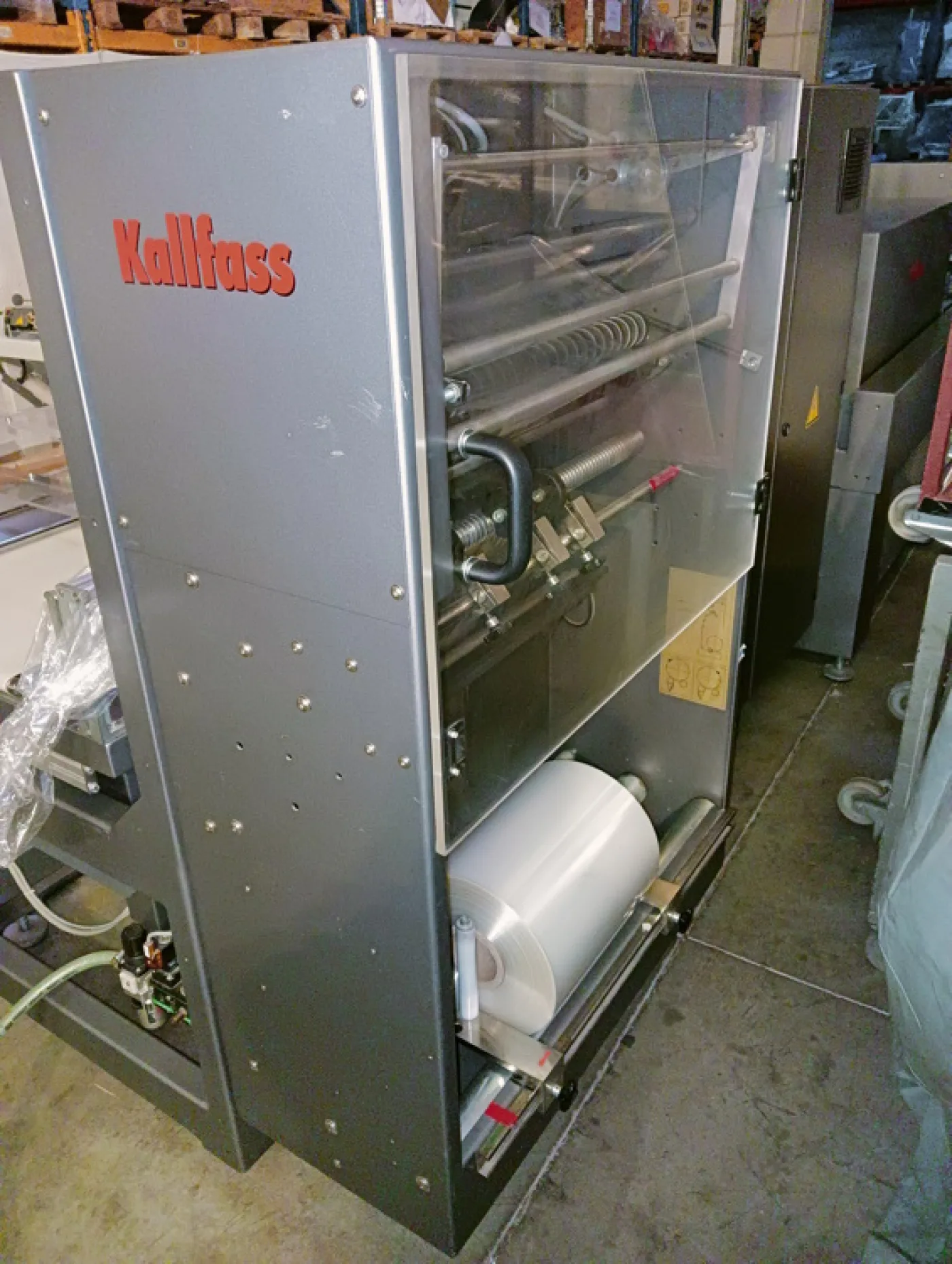 Verpackungsmaschine Kallfass Universa 5050 mit Tunnel Compact 650 S - 5