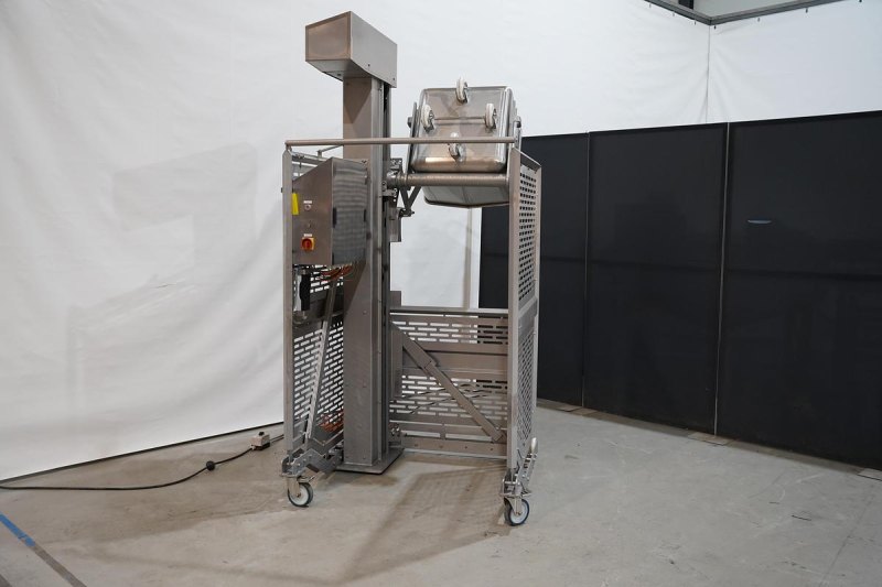 2012 Gröneweg Maschinenbau Mobiele lift