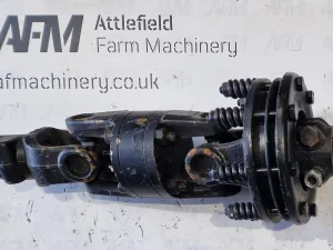 McConnel SR15 / Bomford Tri Wing 4600 Center Coupling - 47347.21