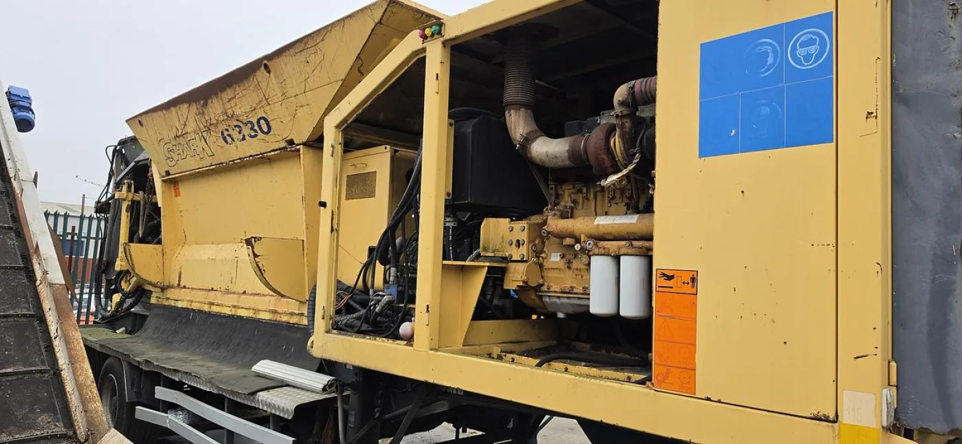 2008 Tana Shark 6330 Slow-speed Shredder - 2