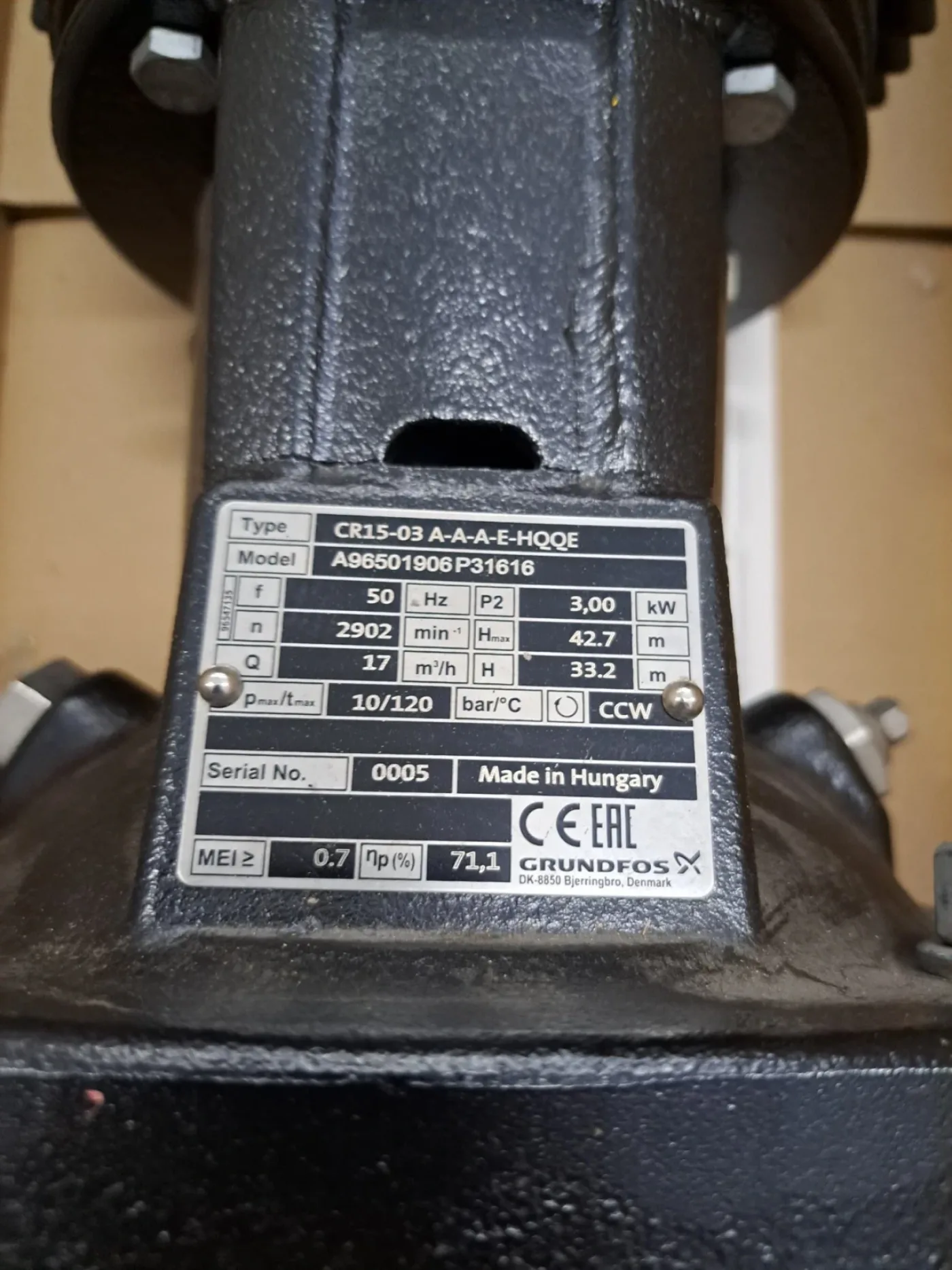 Grundfos Vertikale mehrstufige Kreiselpumpe CR 15-3 A-A-A-E-HQQE - 4