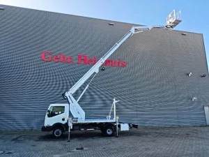 Nissan Cabstar 35.12 NT400 Multitel MJ201