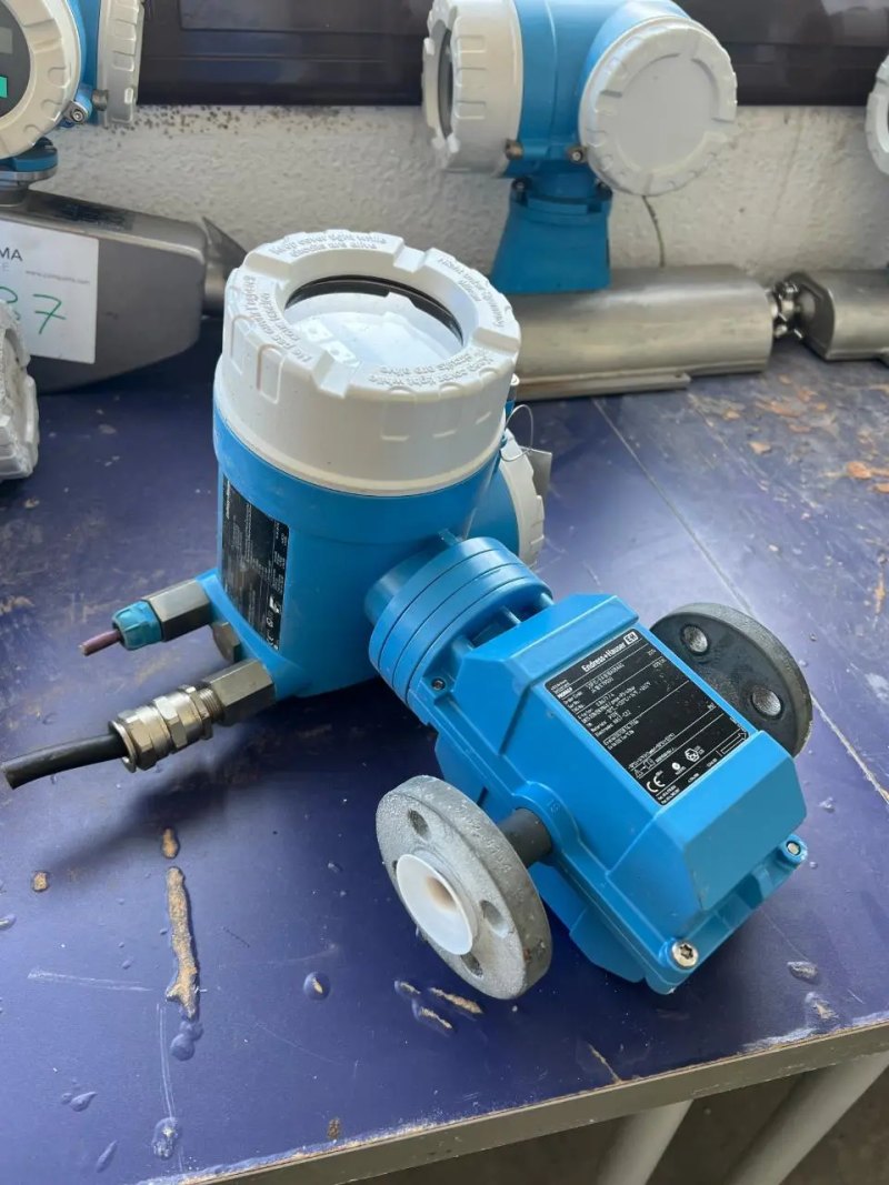 USED ENDRESS HAUSER PROMAG 53P15 ATEX ELECTROMAGNETIC FLOWMETER