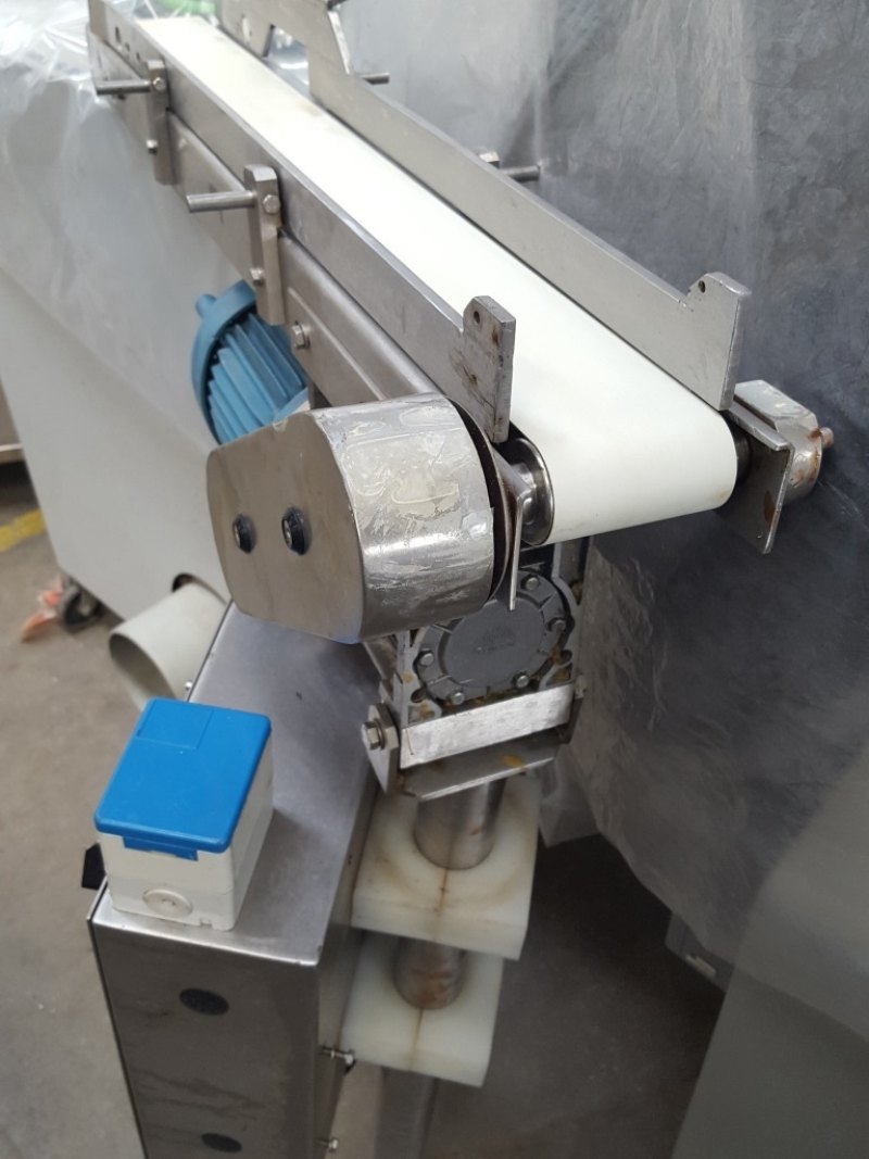 NASTRINO TRASPORTATORE MOTORIZZATO A TAPPETO IN ACCIAIO INOX – UNIRID – MOD. PF50