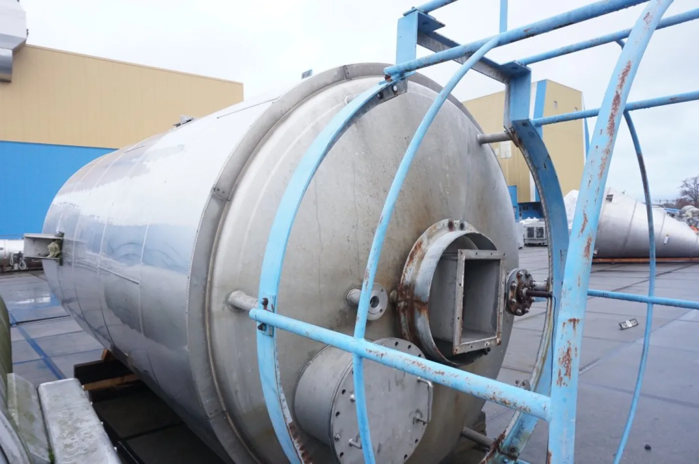 LEY 24000 Ltr - Silo - 1
