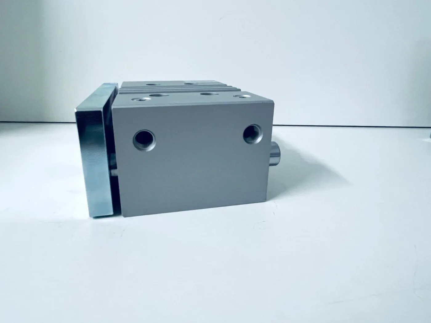 Festo DFM-63-50-P-A-KF Pneumatikzylinder - 7