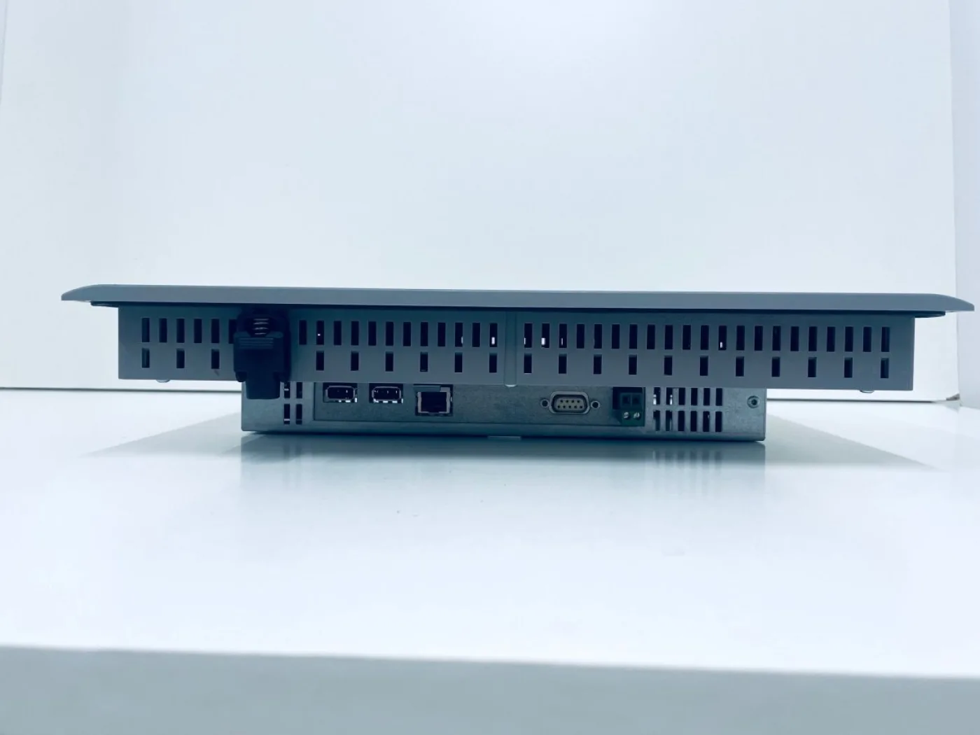 Siemens SIMATIC MP277 10" Touch 6AV6643-0CD01-1AX1 C-E5G86086 - 2