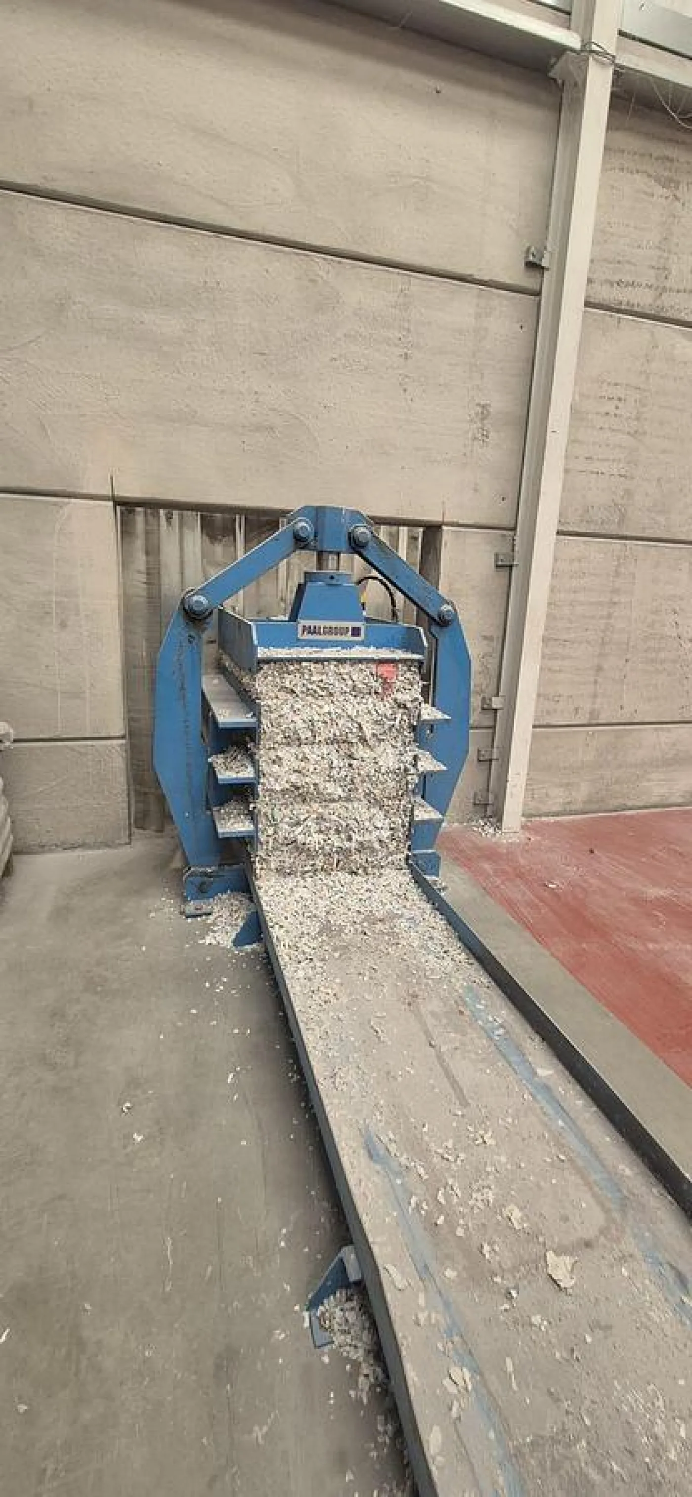 Full shredding and baling Line with in floor conveyor - 3