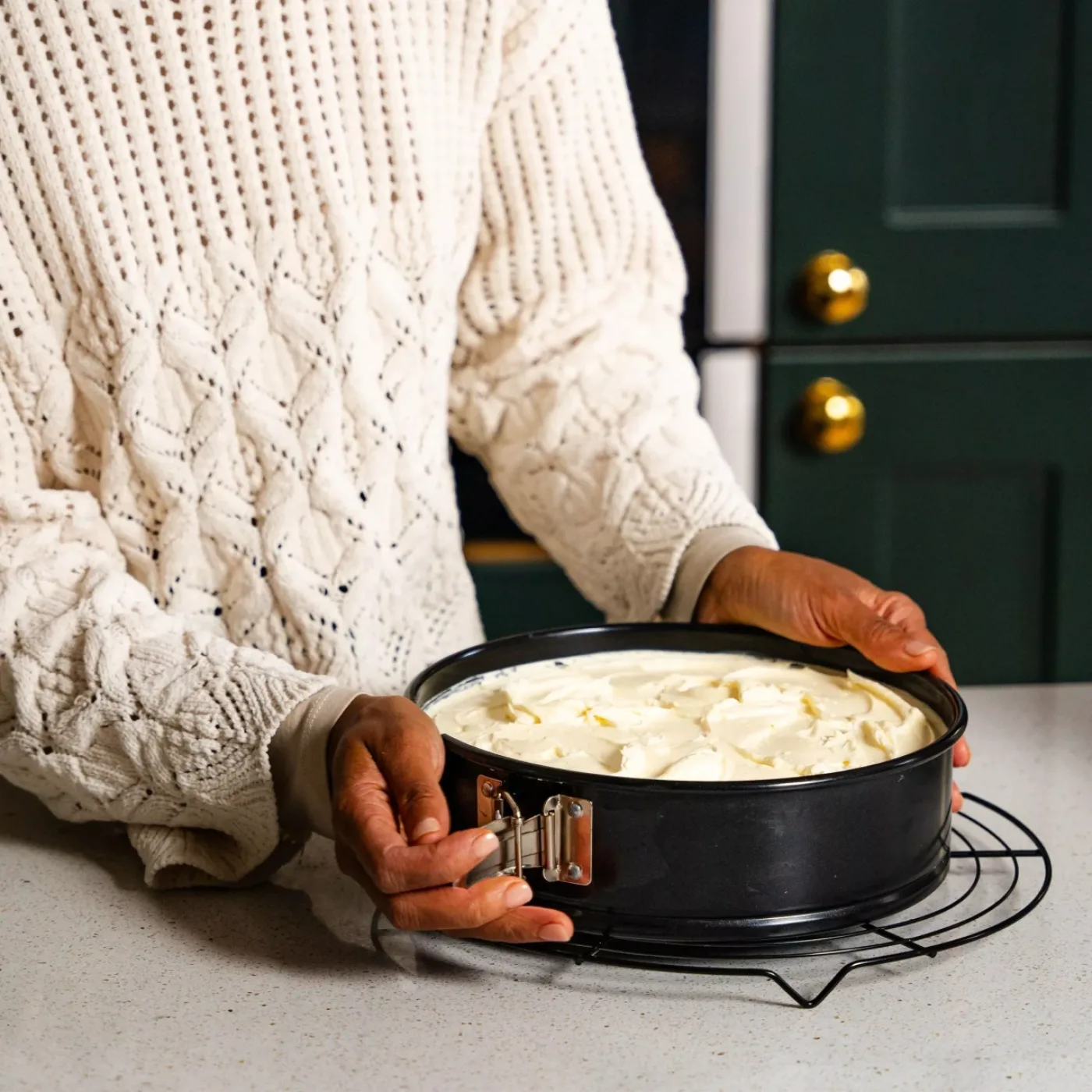 Tala Performance Eclipse Non-Stick 23cm Springform cake tin - islandcatering - 3