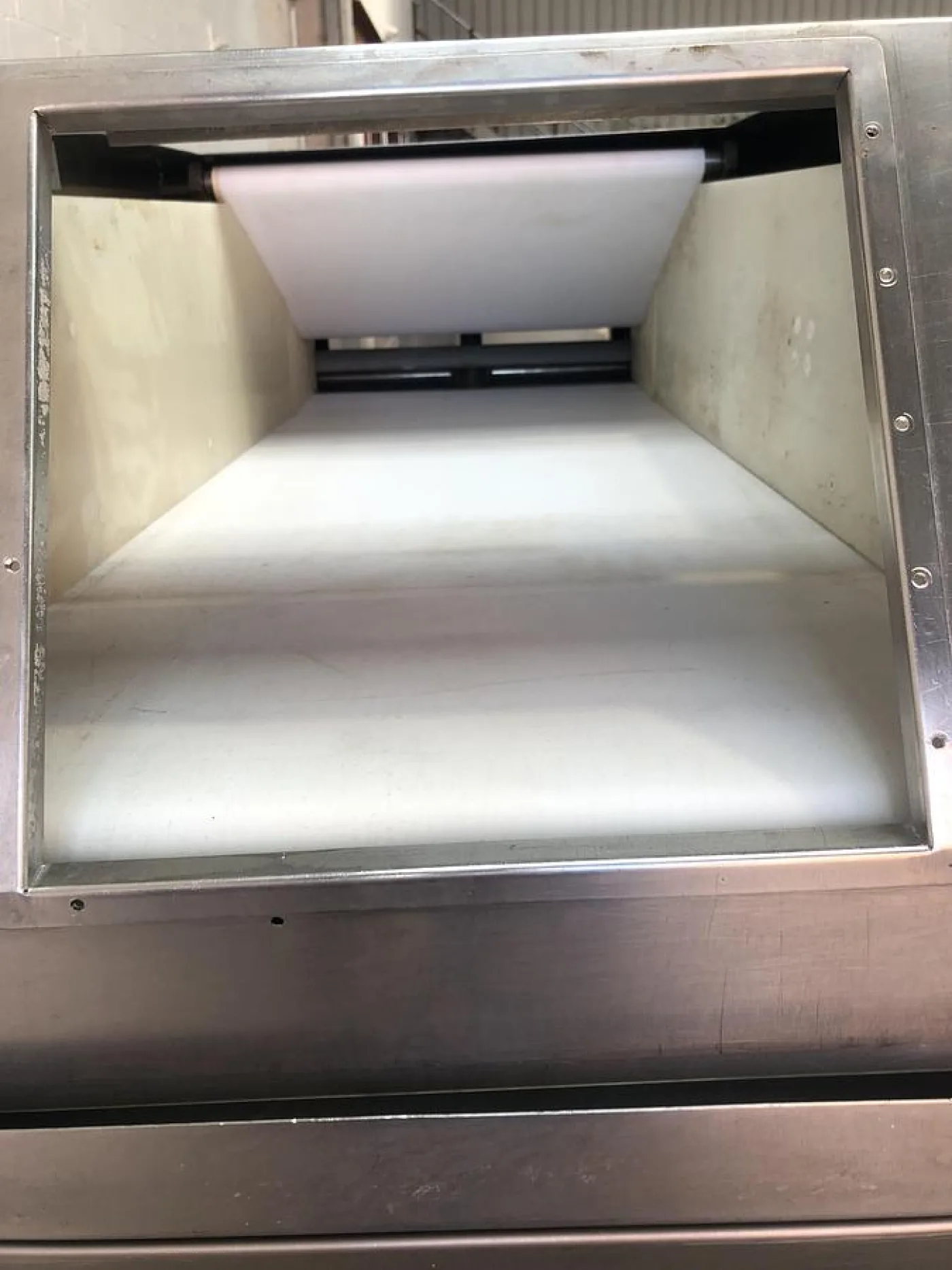 Oddy Novatek 428 6 pocket Dough Divider and Rounder - 7