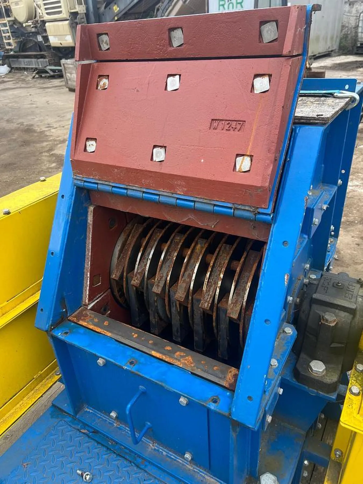 2019 BJD Hammer Mill Crusher 24 x 20 - 8