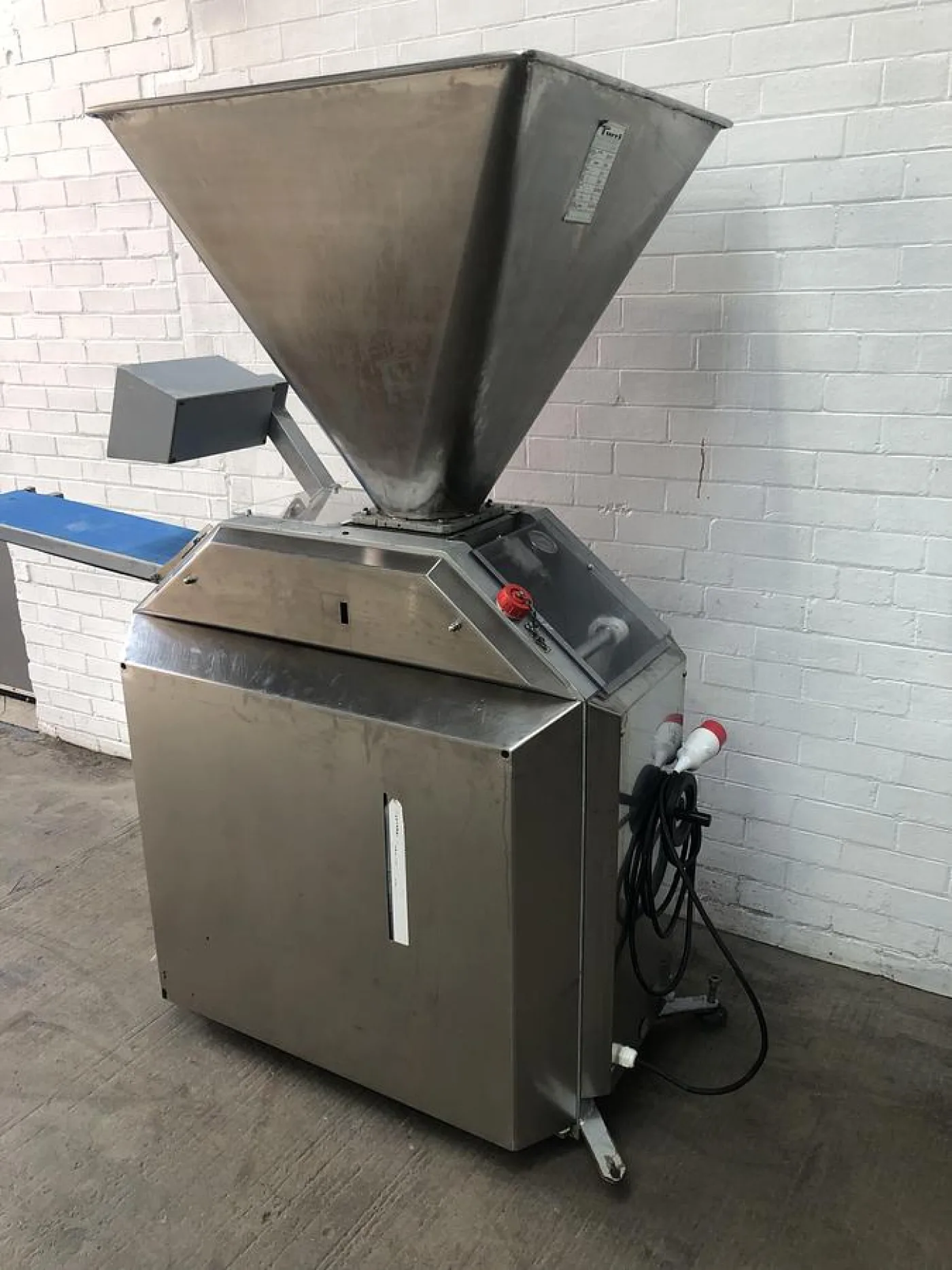 Turri TR180 Volumetric Divider - 3