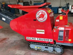 2006 Red Rhino 4017T Mini Crusher