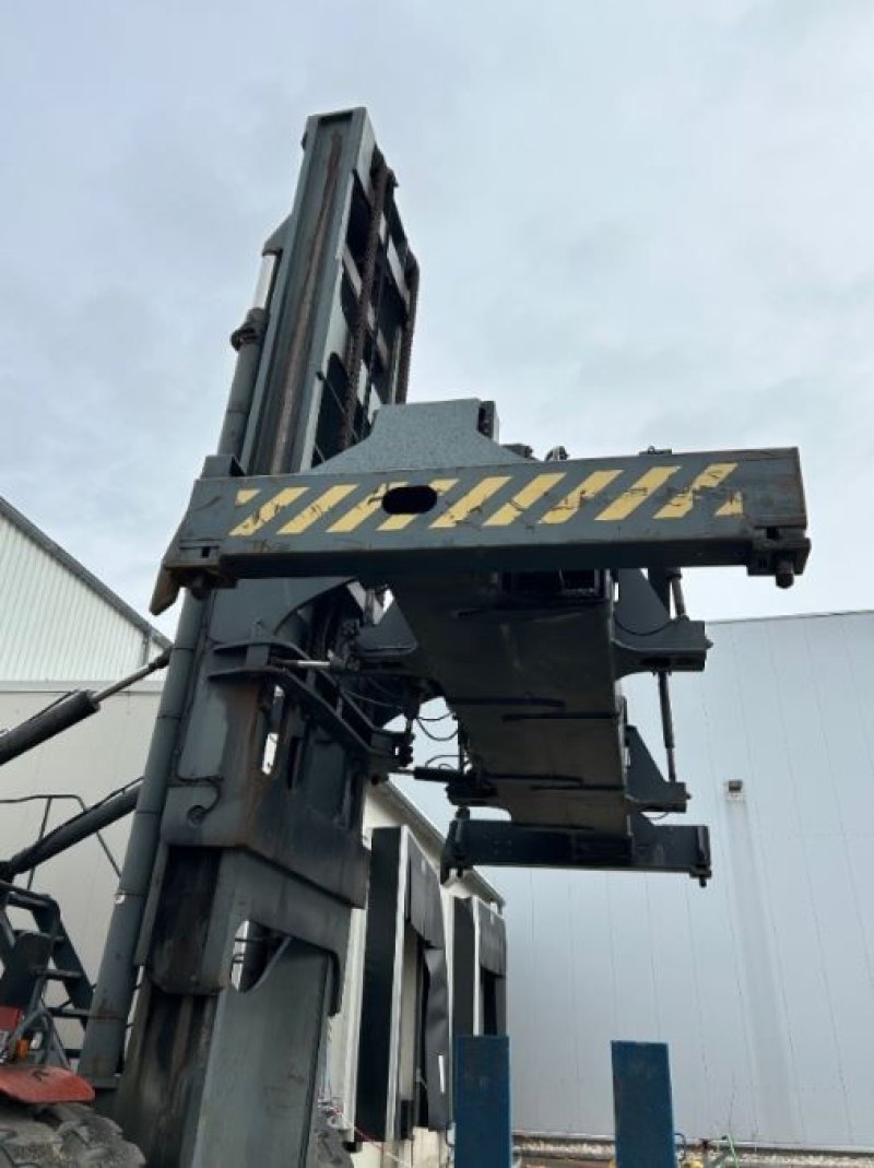 Containerstapler Linde C 400/4 356 (2005)