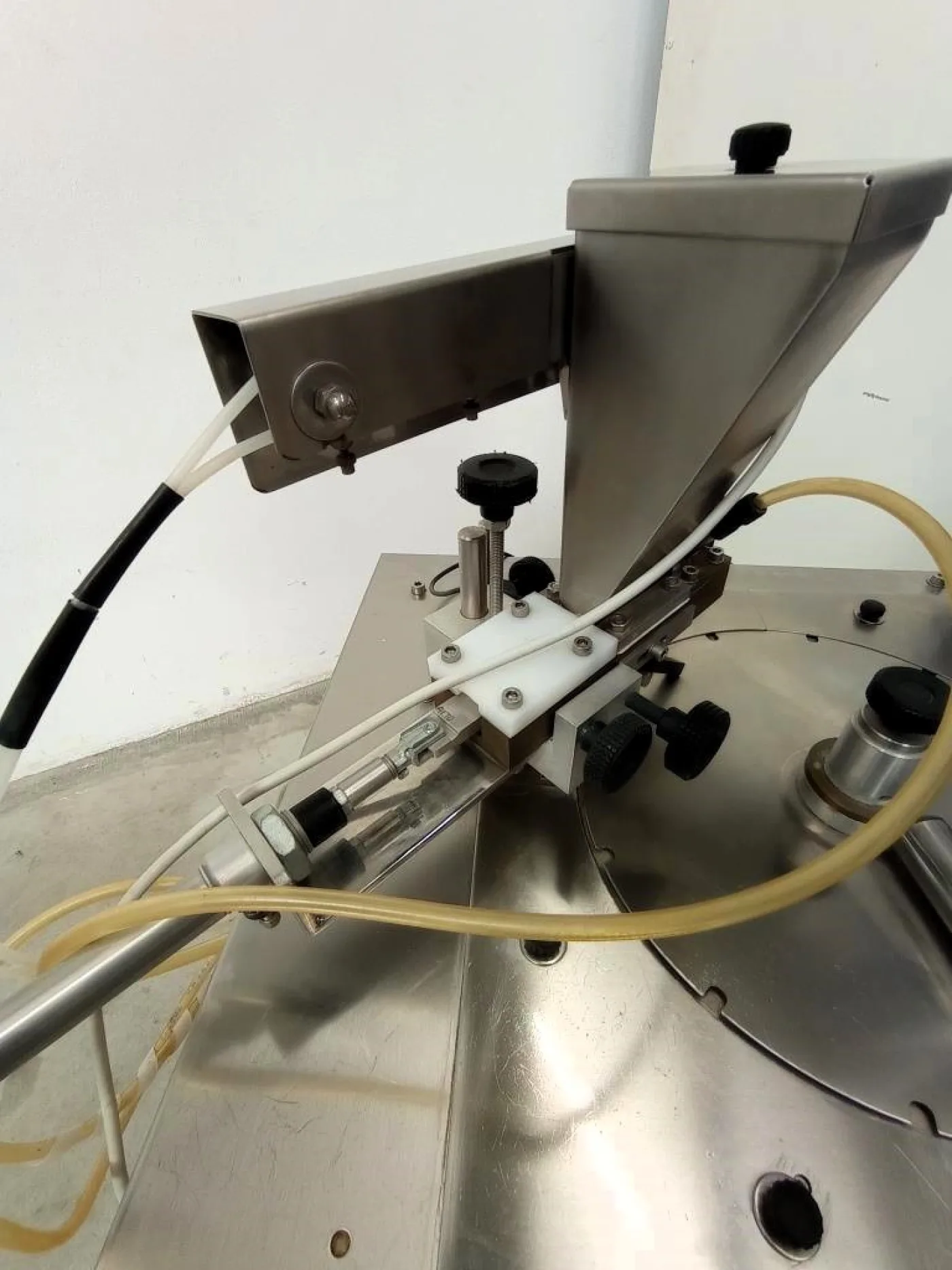 DOSATRICE POLVERI – MACE – MOD. MINIROTATIVA POLVERI - 3