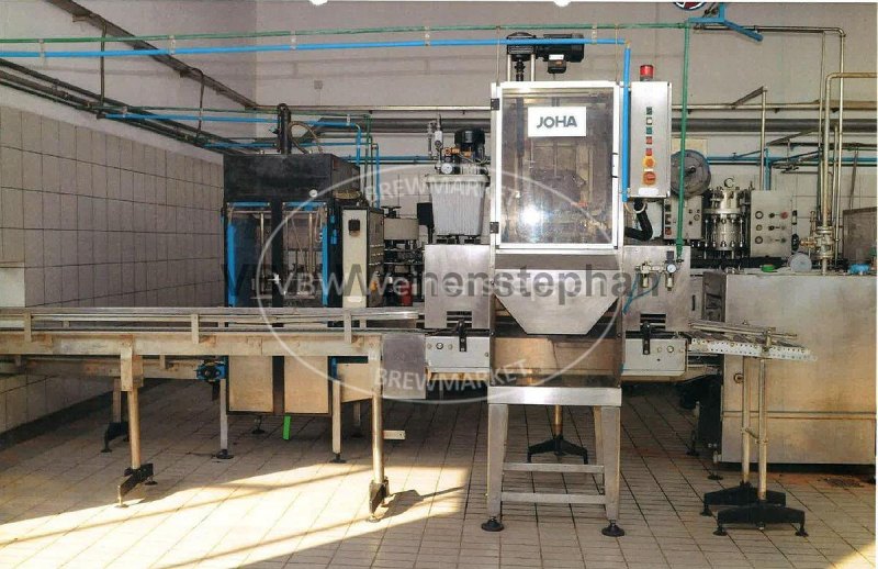 Glass bottle filling line