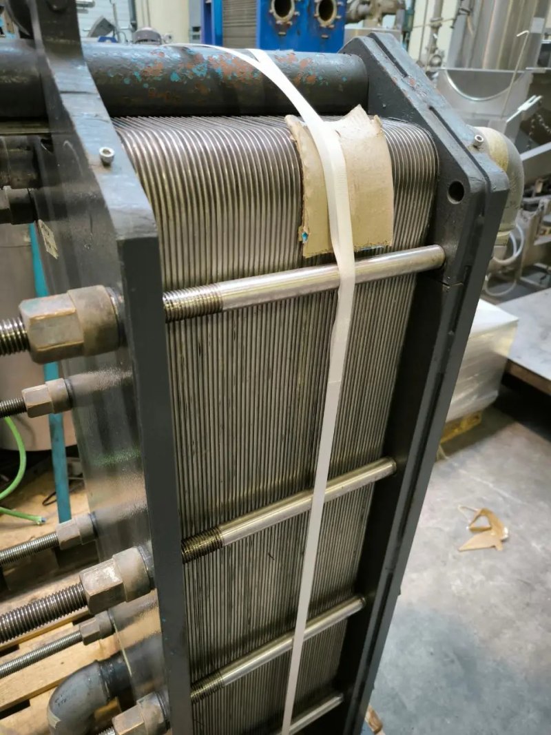 APV IBERICA PLATE EXCHANGER 20 m2