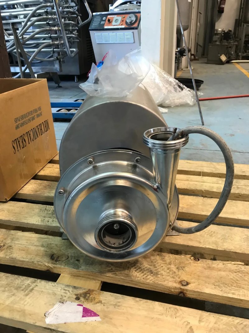 REFURBISHED STAINLESS STEEL CENTRIFUGAL PUMP