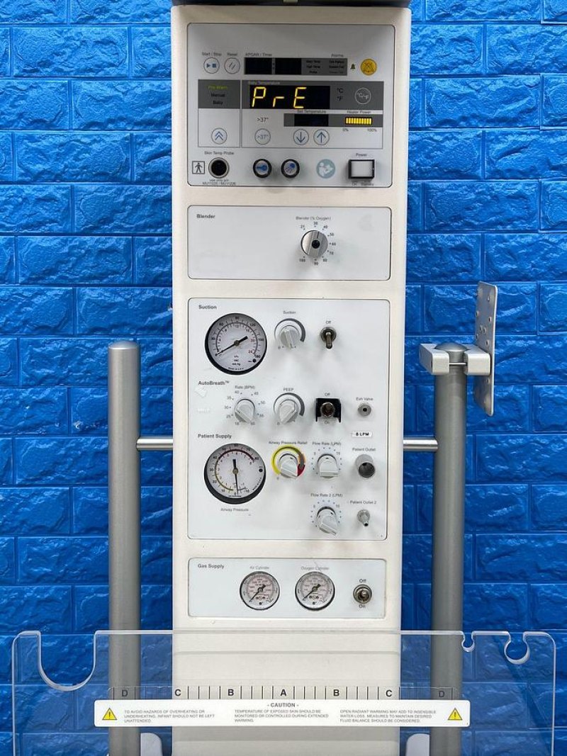 DRAEGER Resuscitaire YOM: 2014 Infant Resuscitator