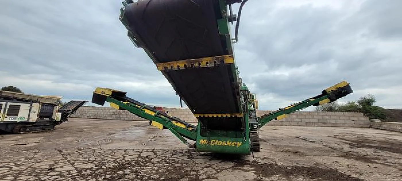 2015 McCloskey R155 High Energy Trommel Screener - 6