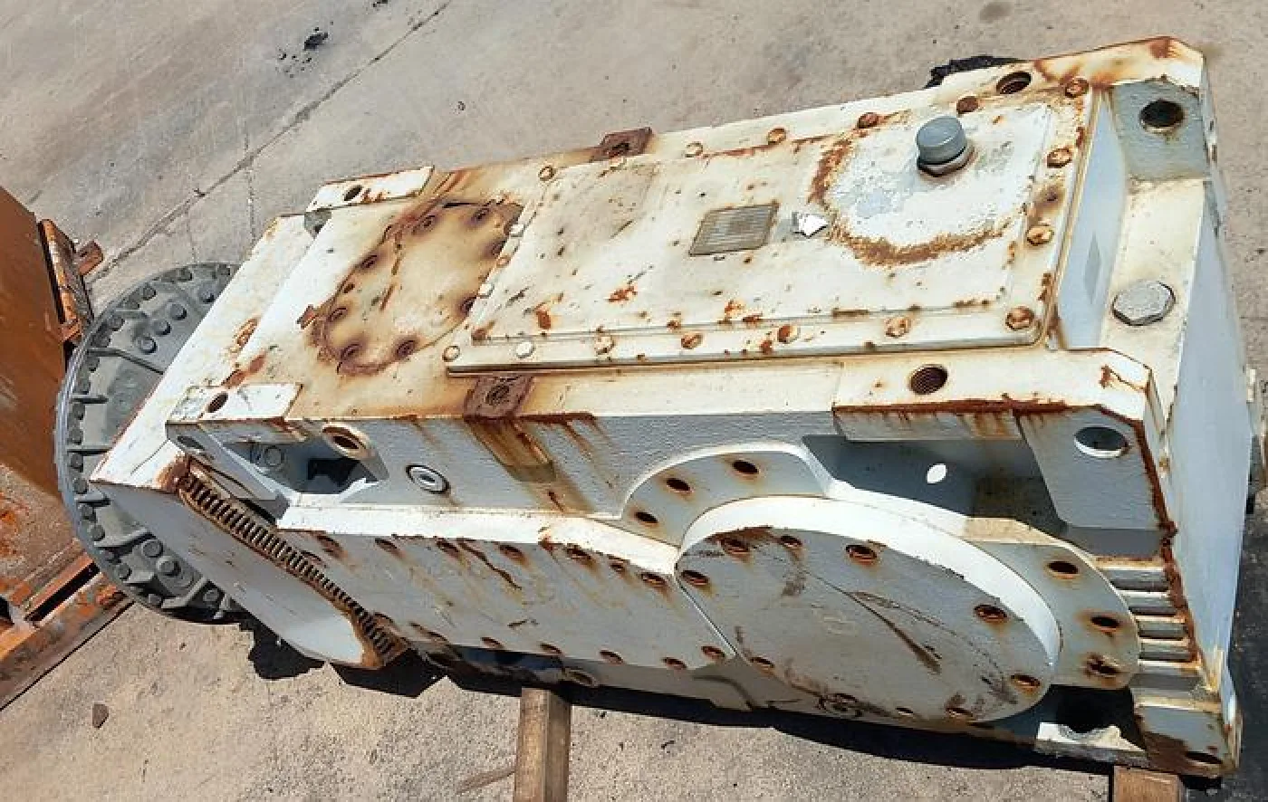 Caixa redutora de 219kw - 1