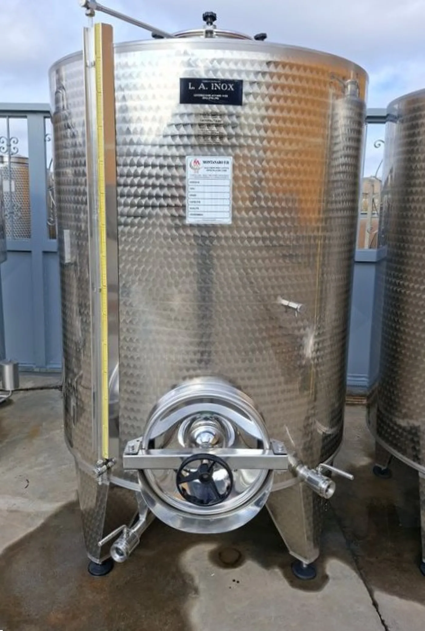STAINLESS STEEL TANK L.A. INOX, CAPACITY 2000 LITERS, STORAGE/VINIFICATION MODEL CONICAL BOTTOM, SECON HAND EQUIPMENT - 1