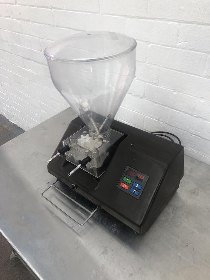 Mono Automatic Jammer, Hopper Slightly Cracked but usable No push Plate