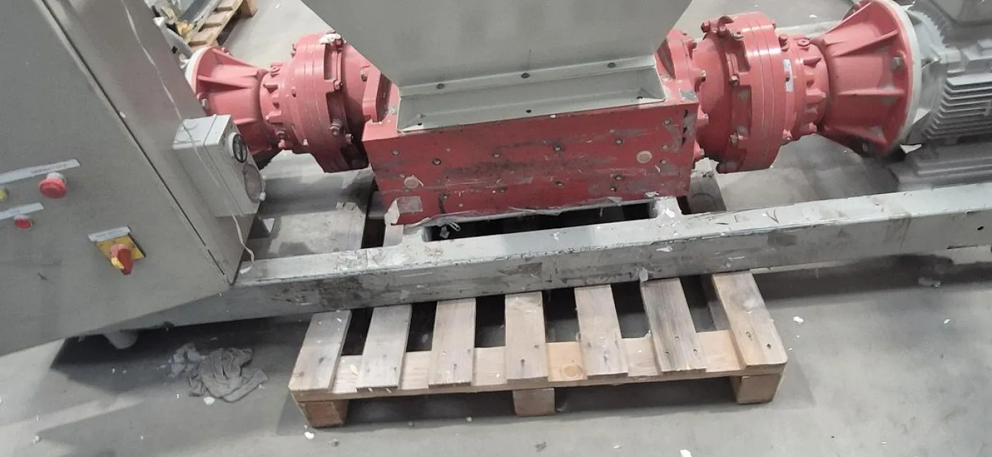 2010 Evashred EV 45E Twin-shaft Slow-speed Shredder - 8