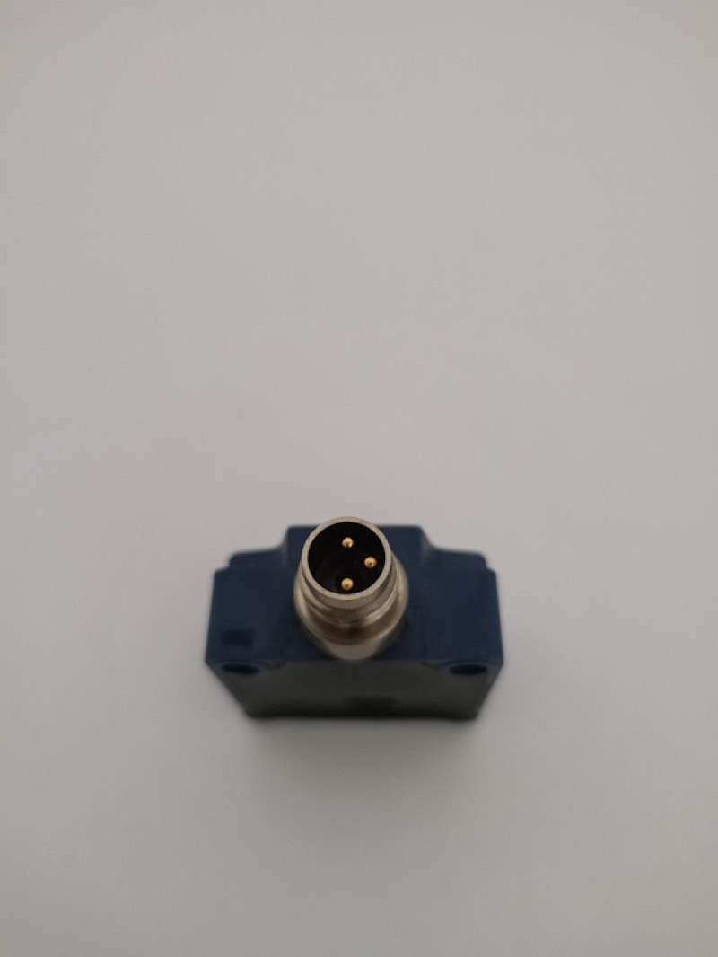 Schneider Electric Nährungsschalter XS7E1A1PAM8