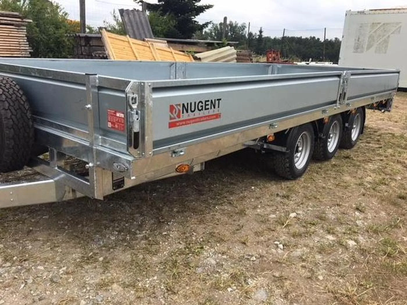 Nugent F5520T NEU - im Zulauf - 2