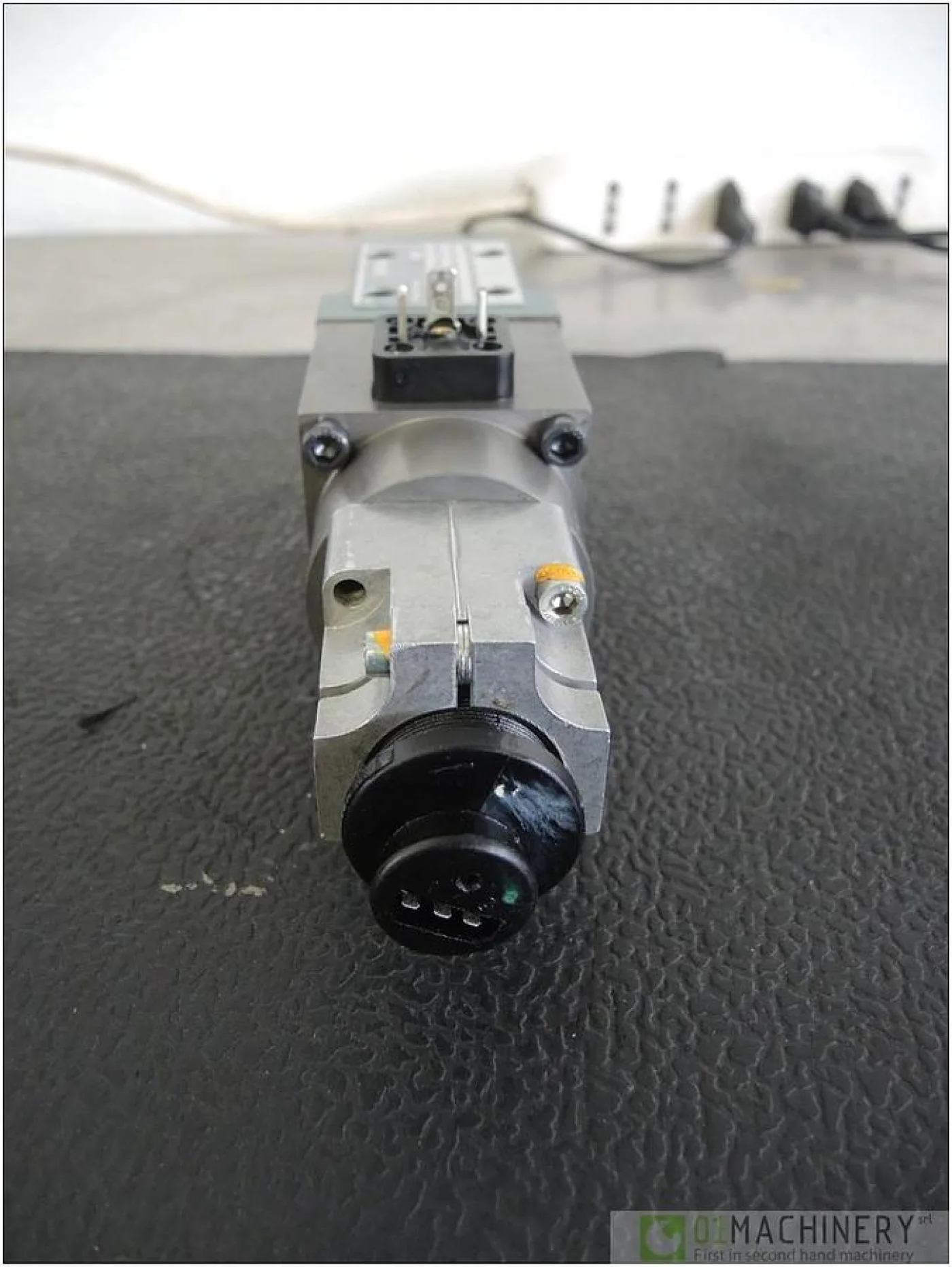 2000 BOSCH 0811402003 AI2234 - 6
