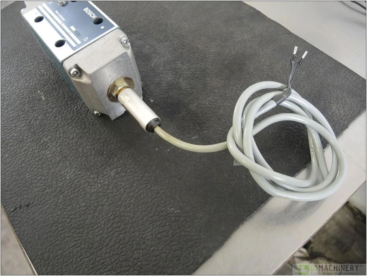 1995 BOSCH 0 810 001 246 AI2199 - 3