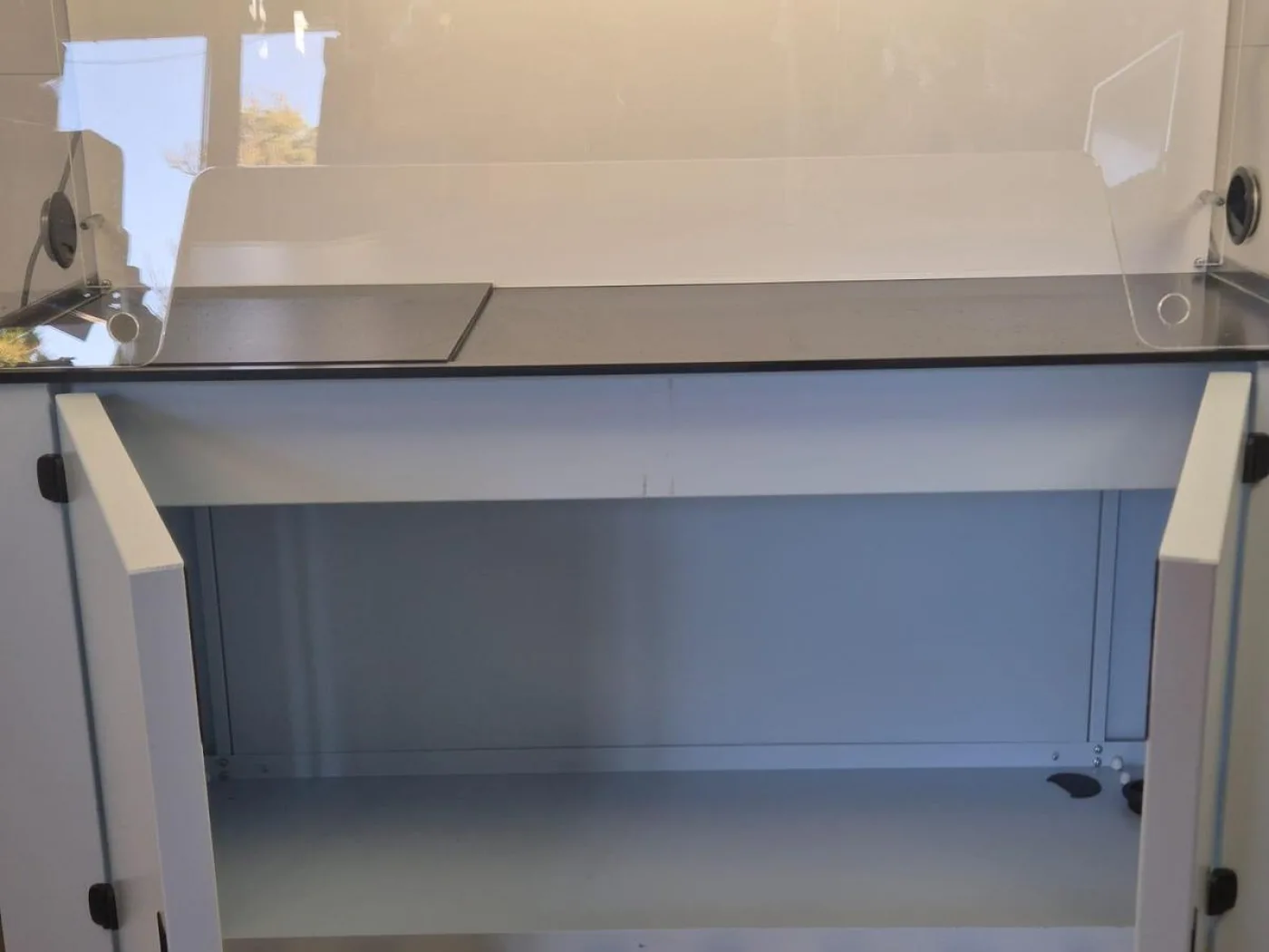 Bigneat BC1506 Safety Cabinet - 4