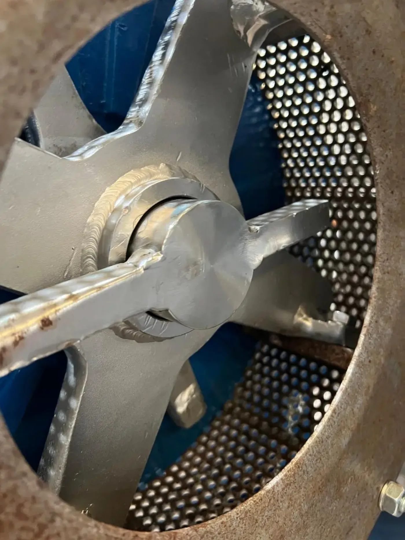 USED AMENDUNI FIXED HAMMER MILL - 4